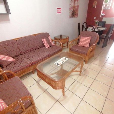 Depto Vacacional Con Wifi Almendros Apartment Playa del Carmen Bagian luar foto